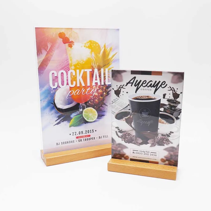 Šikovné stojany na brožúry a vizitky – vhodné na stôl aj do predsiene. Vyberte si stojany na prezentačné materiály za skvelú cenu.