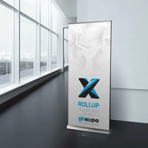 Potrebujete si na event alebo pred prezentačný stánok postaviť rollup, ktorý upúta oči okoloidúcich? Vyberte si z našej ponuky, pomôžeme vám aj s návrhom dizajnu.