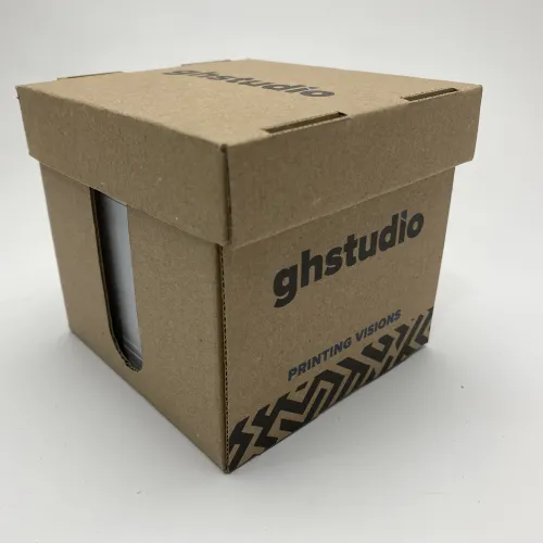 Krabička s poznámkovým blokem